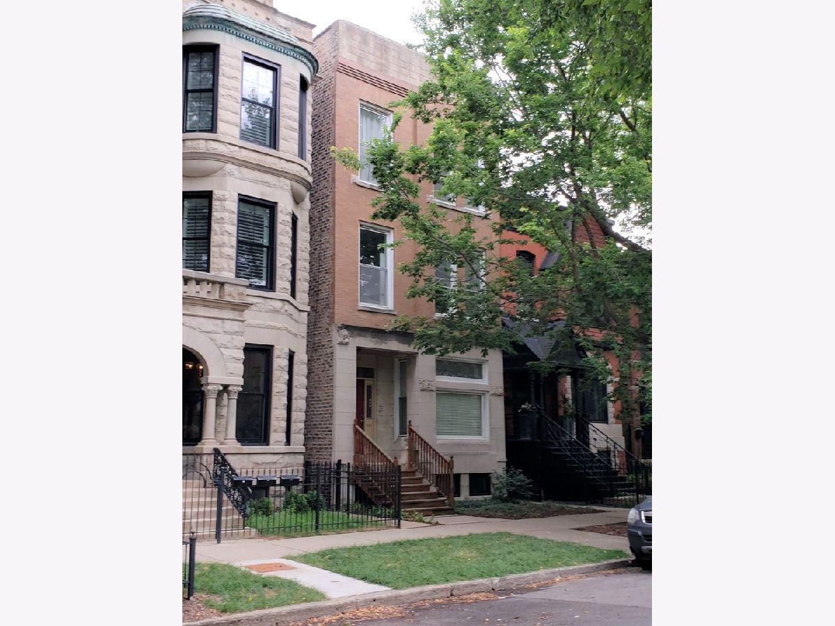 Condominiums & Homes Rented Depaul Chicago Illinois, 2241 Seminary