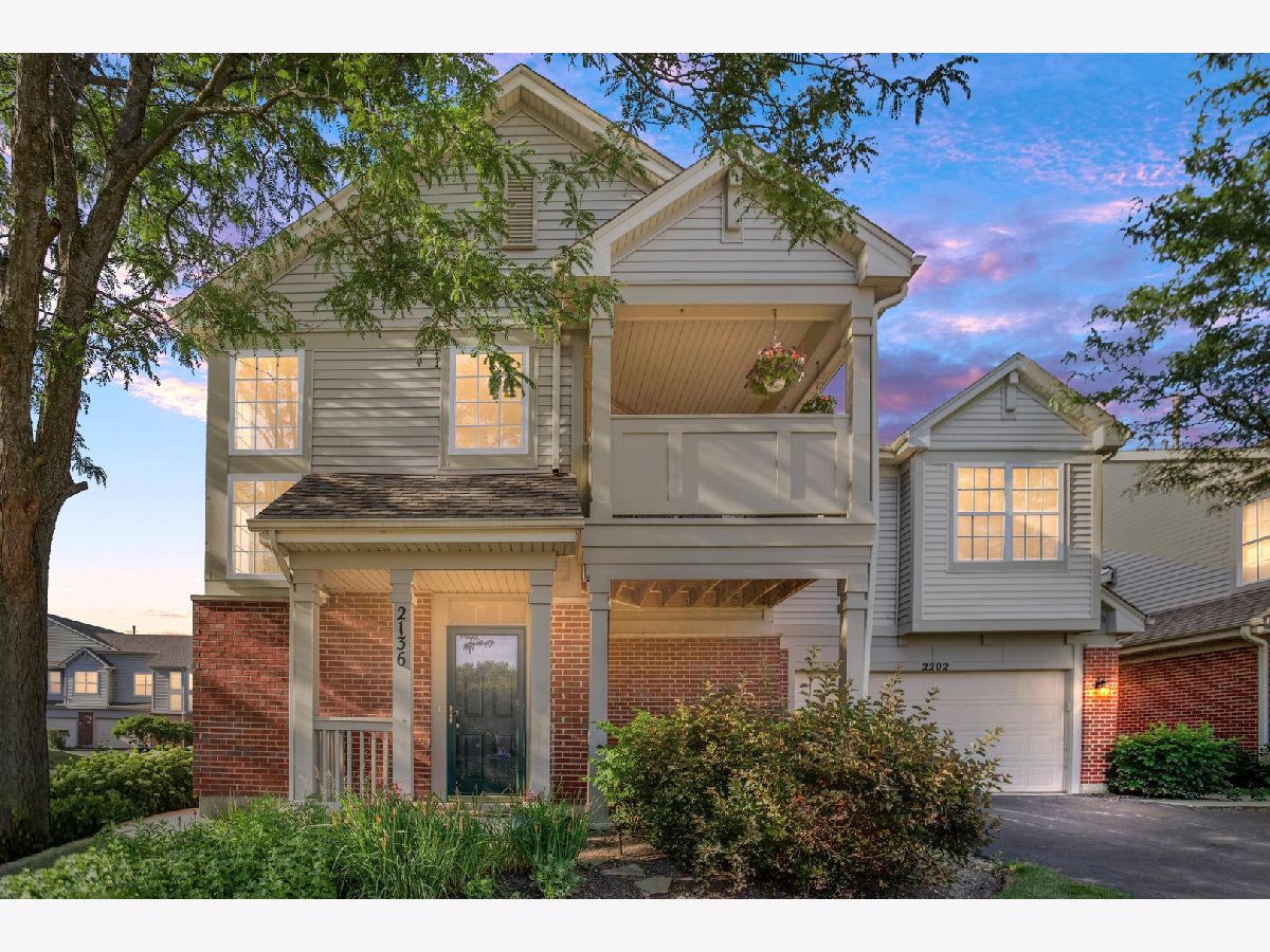 Townhomes & Condos & Homes Sold Greenwich Square Geneva Illinois, 2136 Vanderbilt