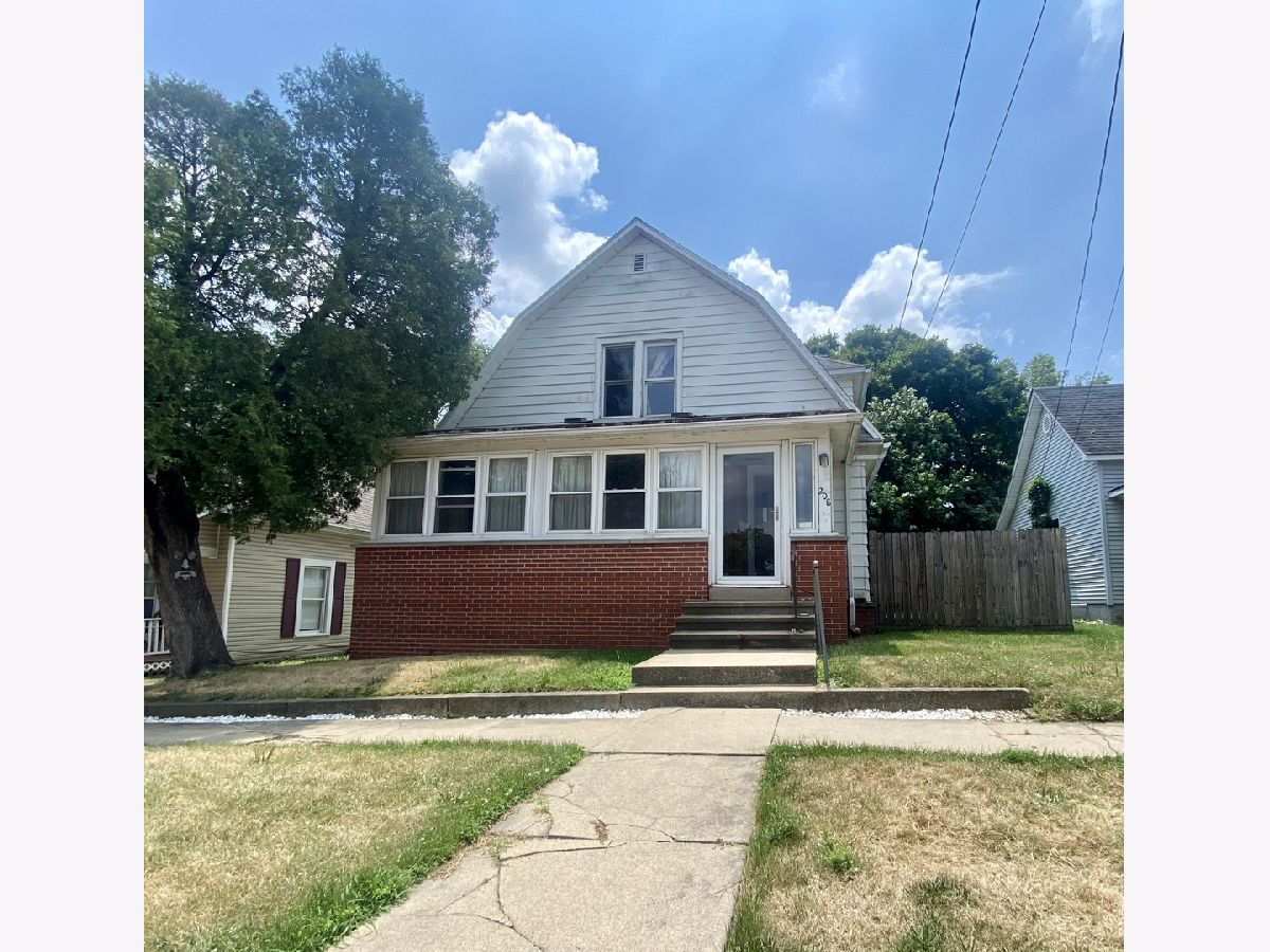  Sold Fairmount Illinois, 208 State