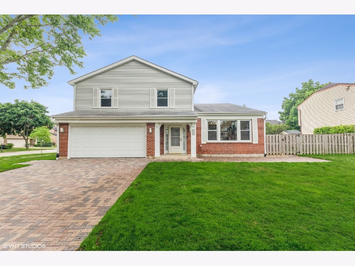 Homes Rented Devonshire Buffalo Grove Illinois, 797 Dannet