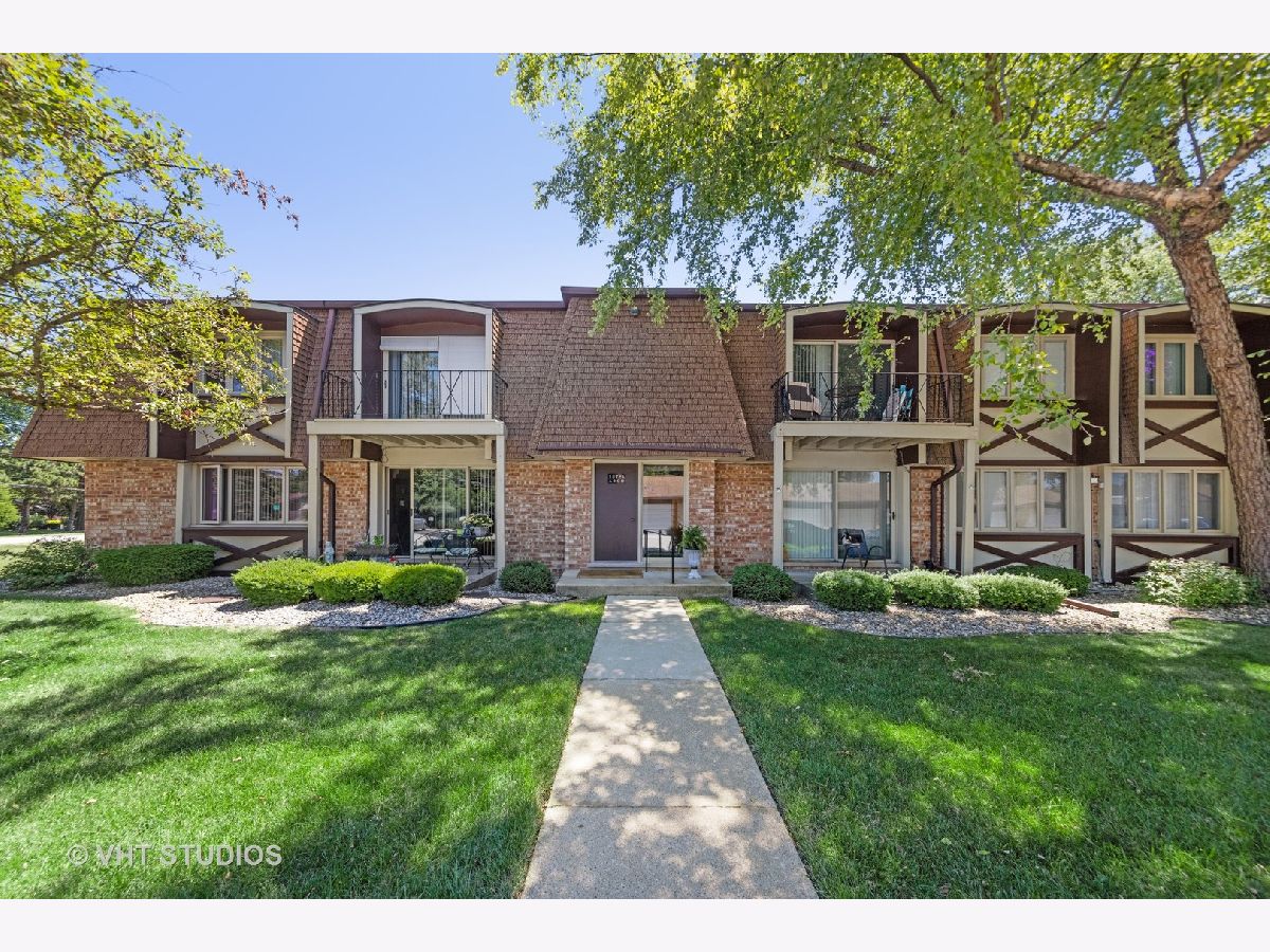 Condominiums Sold Park Place Crestwood Illinois, 12721 Park