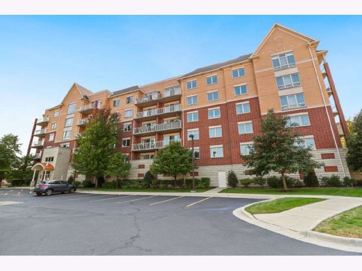 Townhomes & Condos Sold Trafalgar Square Morton Grove Illinois, 8300 Concord