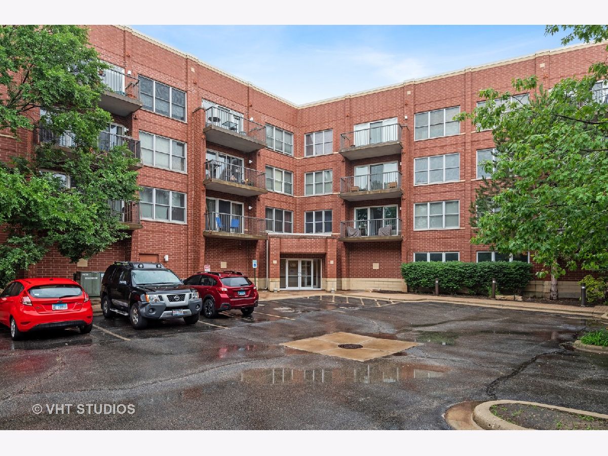 Condominiums Sold The Residences At 8200 Skokie Illinois, 8200 Lincoln
