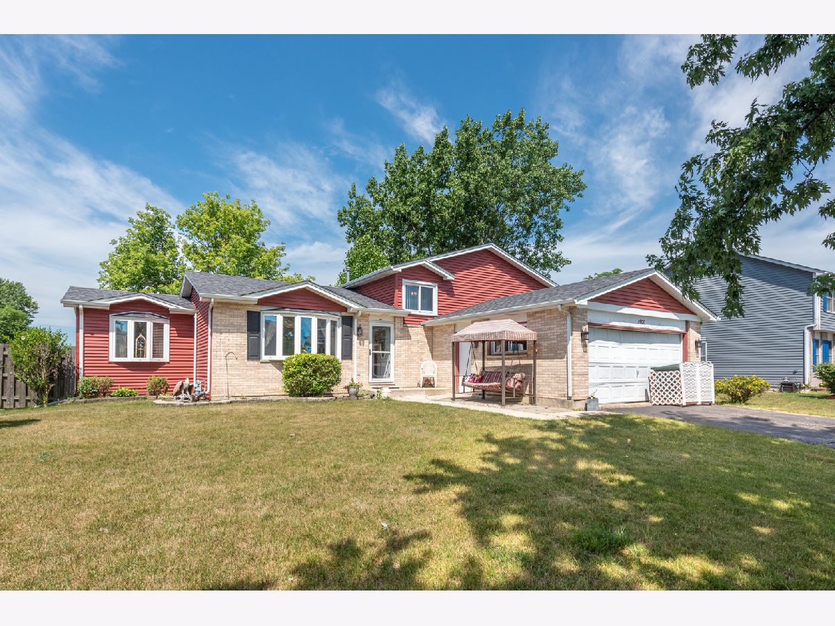 Homes Sold Butterfield Place Zion Illinois, 1406 Butterfield