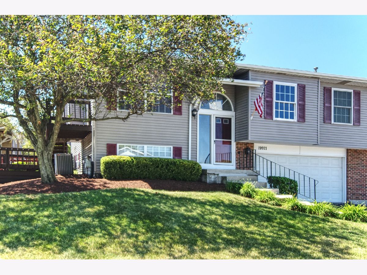 Townhomes & Condos & Homes Sold Frankfort Estates Frankfort Illinois, 19921 Edinburgh