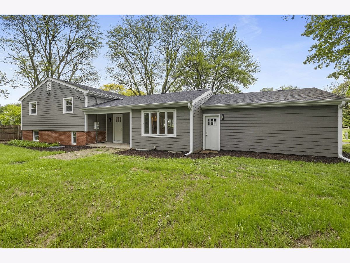 2203 Edgebrook Drive, Rockford, Illinois 61107 MLS 11462620 WinterCohen