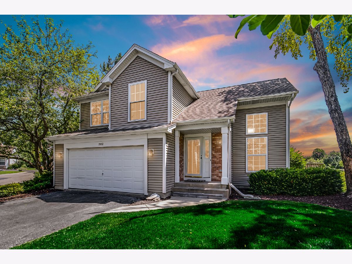 Homes & Townhomes Sold Applewood Woodstock Illinois, 2012 Aspen
