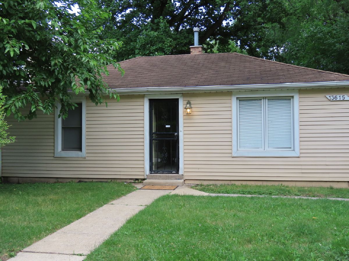  Rented Robbins Illinois, 13615 Central Park