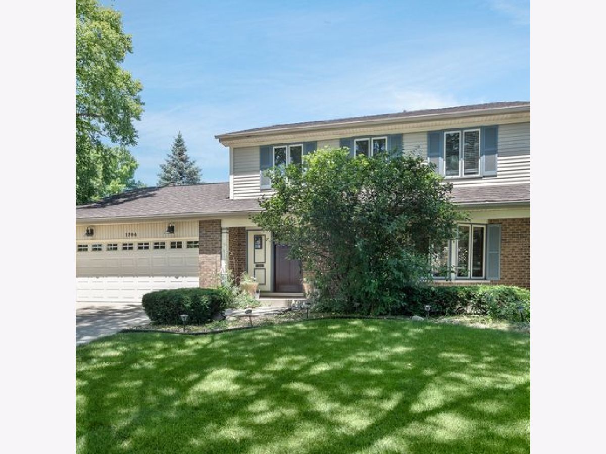 Homes Sold Farmingdale Cove Westmont Illinois, 1304 Ivy