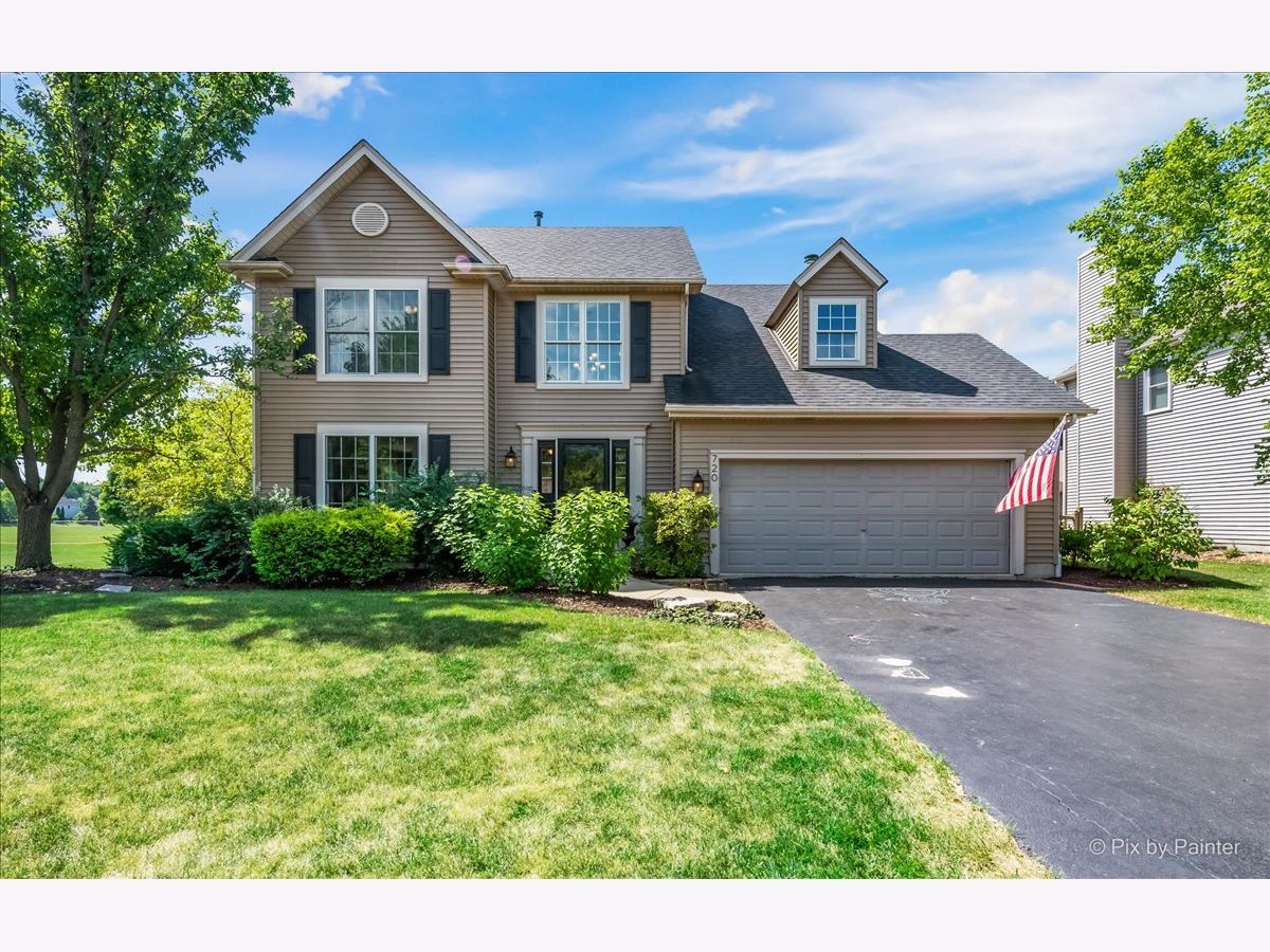 Homes Sold Hartfield Estates North Aurora Illinois, 720 Fairfield