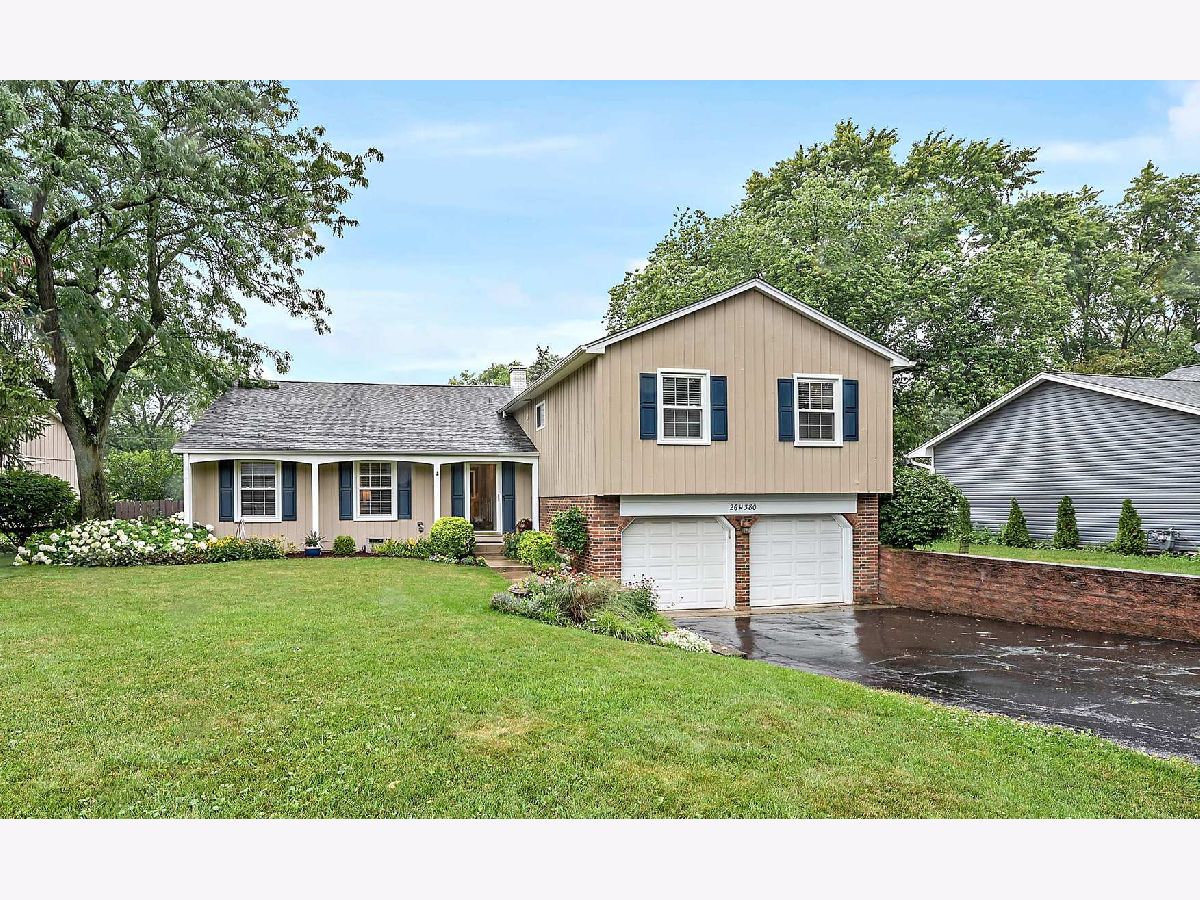 Homes Sold Winfield Knolls Winfield Illinois, 26W380 Blair
