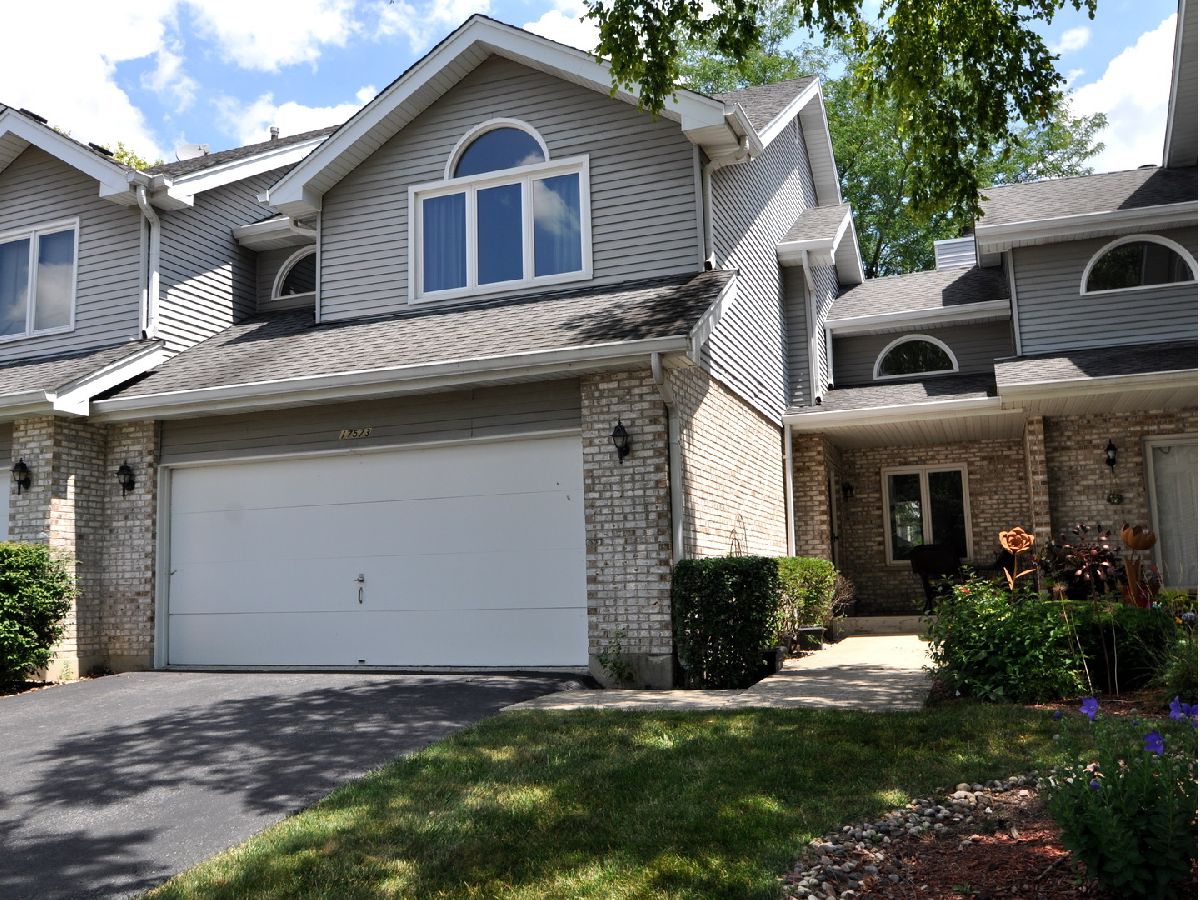 Townhomes & Homes Sold Pheasant Chase West Tinley Park Illinois, 17573 Pheasant