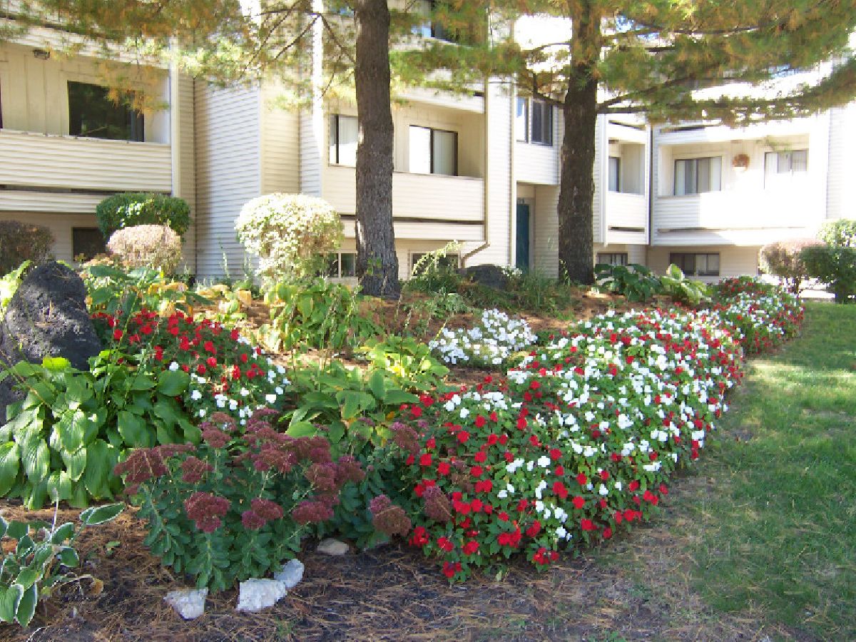 Condominiums & Homes Sold Colony West Champaign Illinois, 2109 Melrose