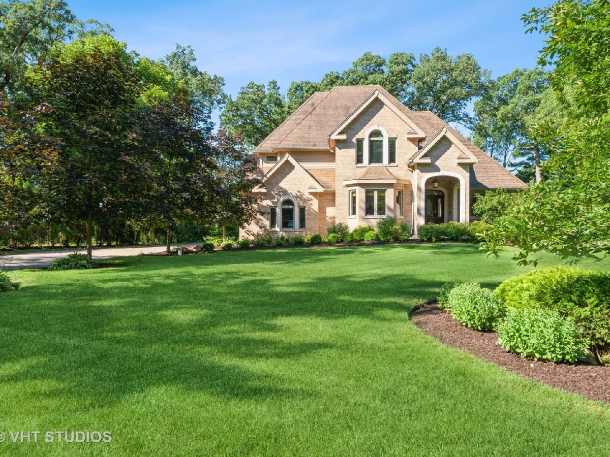 Homes Sold Shadowood Bull Valley Illinois, 9315 Shadow