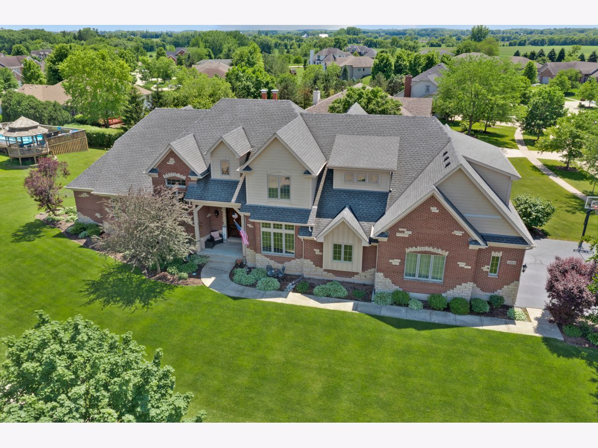Homes Sold Hampshire Hills Hampshire Illinois, 1211 Coyote