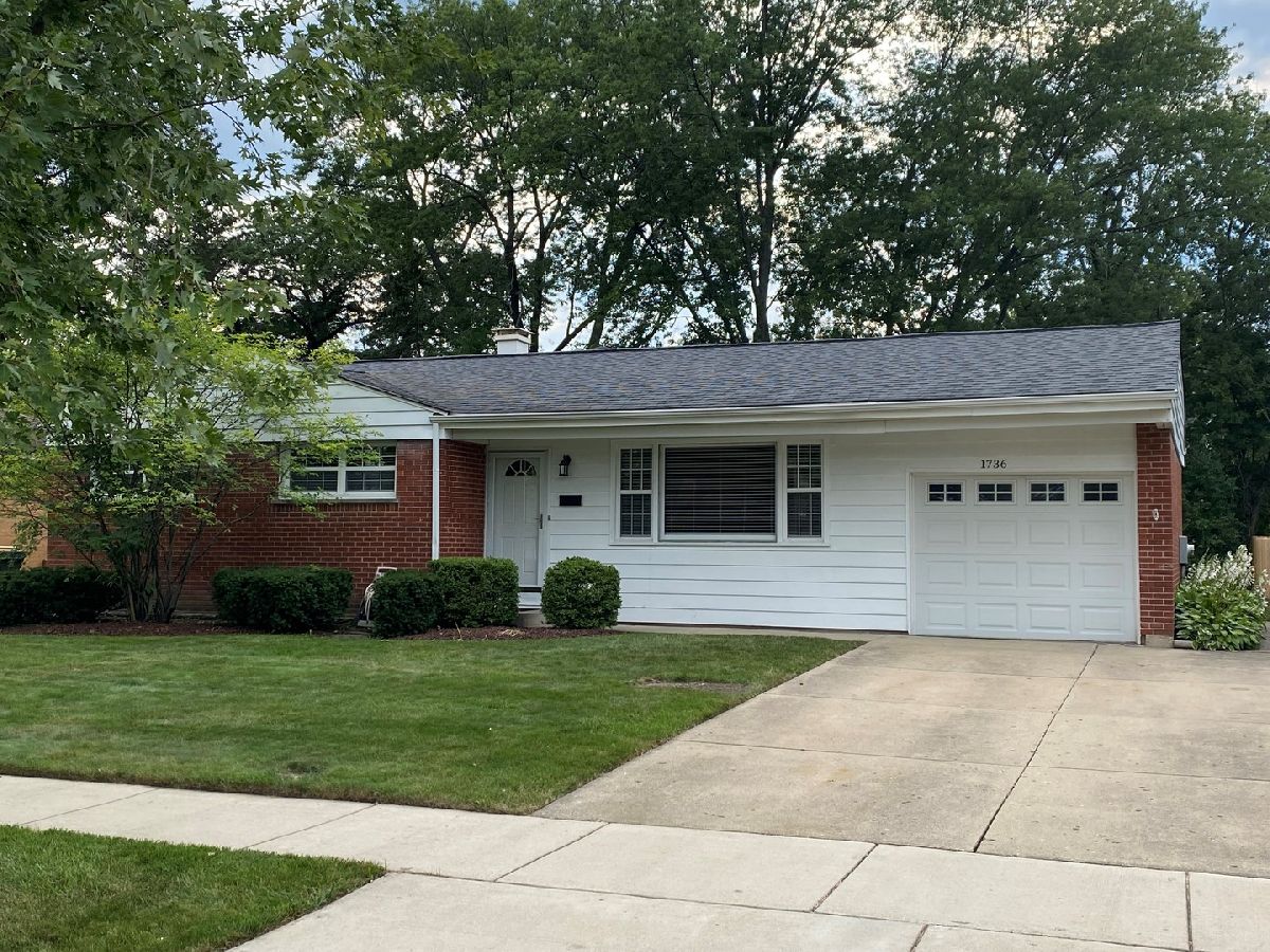 Homes Rented Hasbrook Arlington Heights Illinois, 1736 Walnut