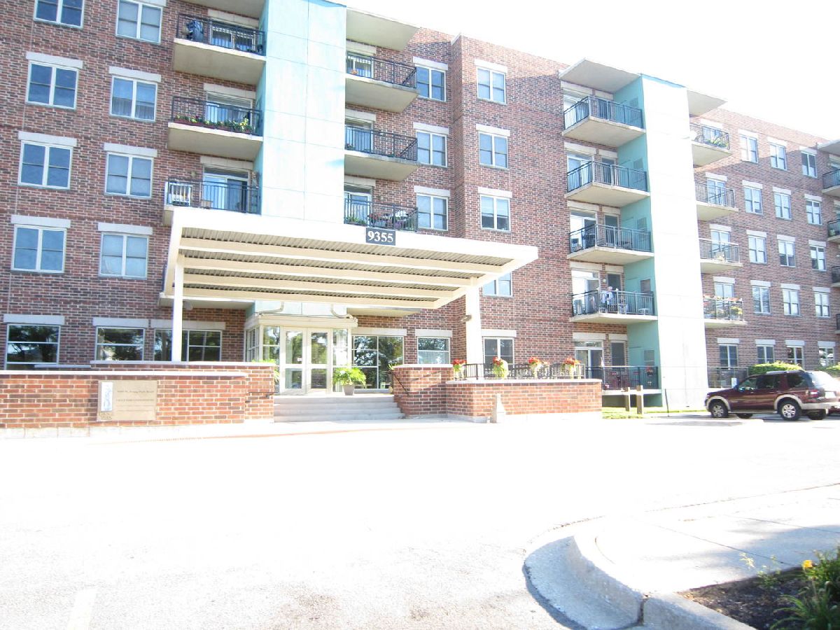 Condominiums & Homes Sold Grace Park Schiller Park Illinois, 9355 Irving Park