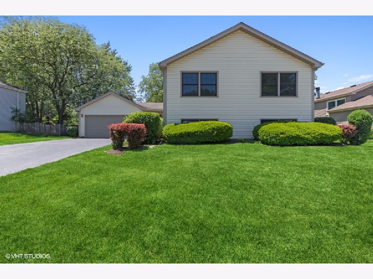 Homes Sold Countryside East Lake Zurich Illinois, 755 Trailside