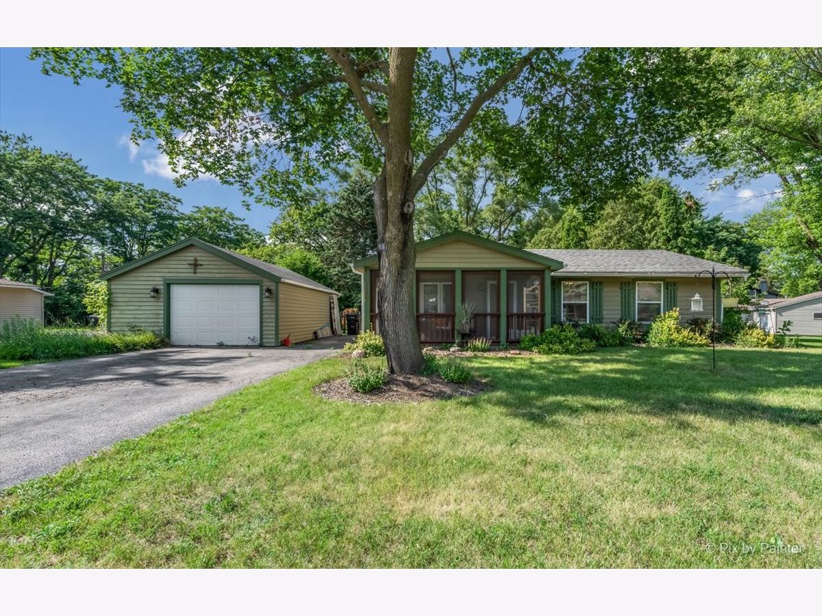 Homes Sold Eastwood Manor Mchenry Illinois, 2220 Manor