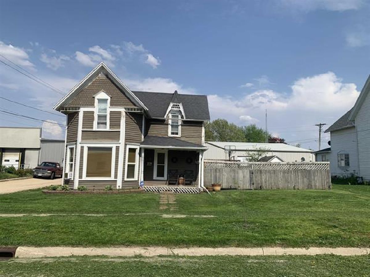  Sold Shannon Illinois, 9 Chestnut