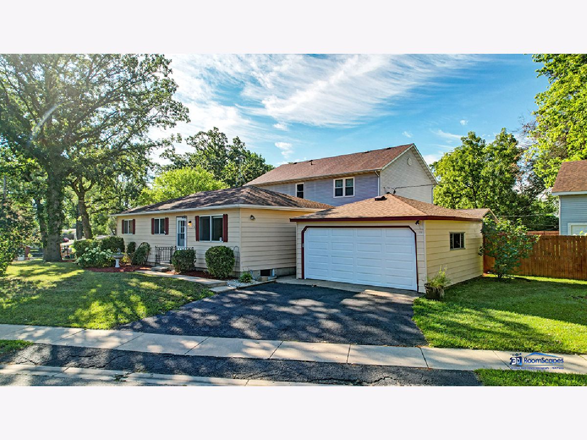 Homes & Condos & Townhomes Sold Round Lake Beach Round Lake Beach Illinois, 7 Clarendon