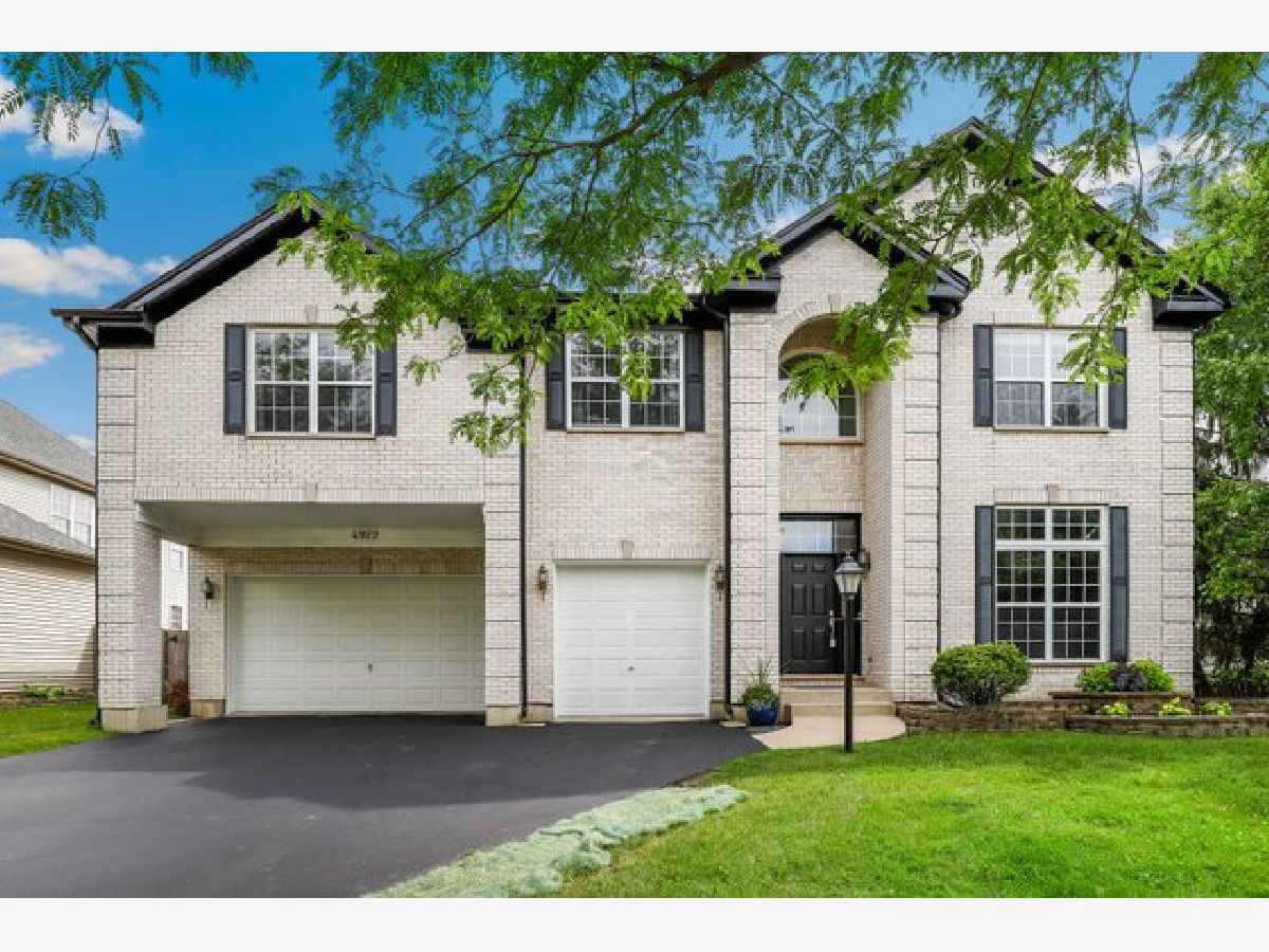 Homes Sold Grandview Farms Carpentersville Illinois, 4922 Kimball
