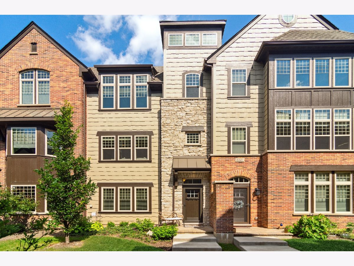 Townhomes Sold Parkside Of Libertyville Libertyville Illinois, 662 Parkside