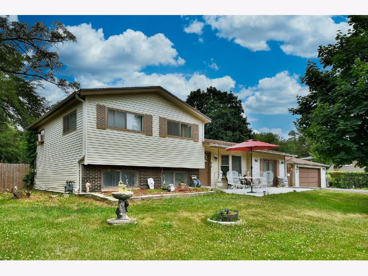 Homes Sold Almora Heights Elgin Illinois, 12N261 Westview