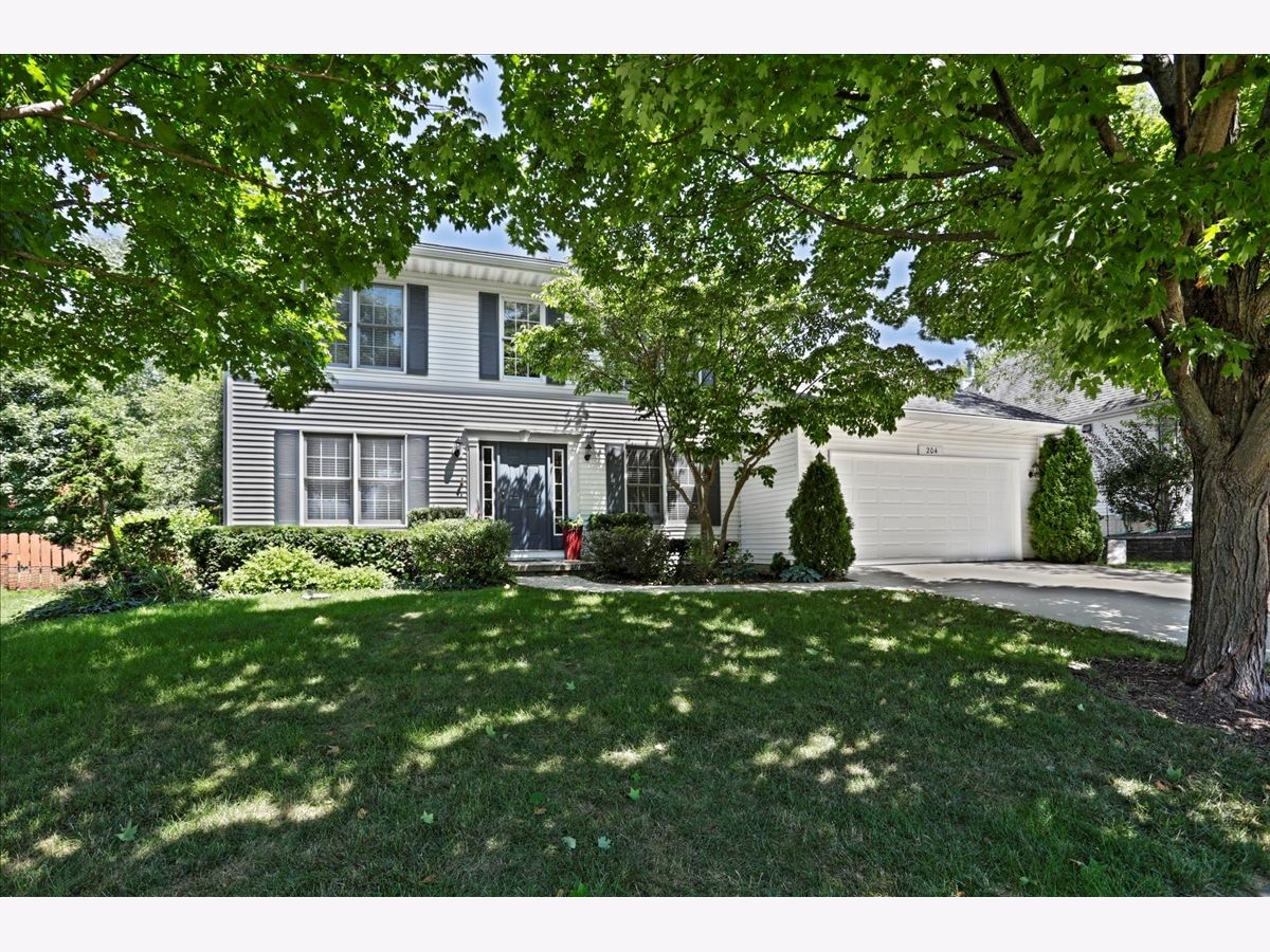 Homes & Condos & Townhomes Sold Windsor Crest Normal Illinois, 204 Blair