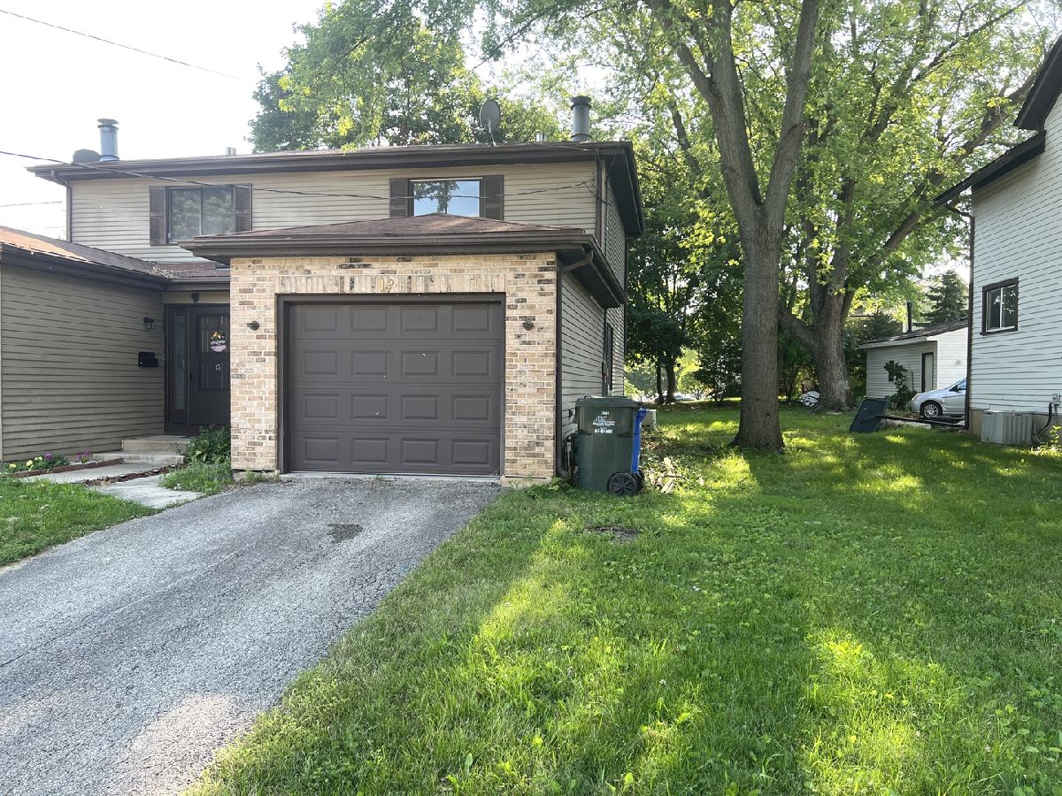 Homes & Condos & Townhomes Sold Old Town Carpentersville Illinois, 13 Grove