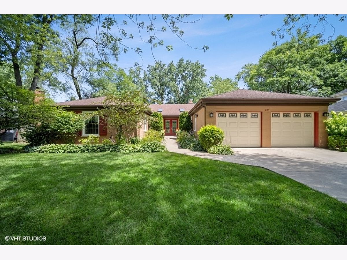 Homes Sold Colony Point Deerfield Illinois, 675 Wicklow
