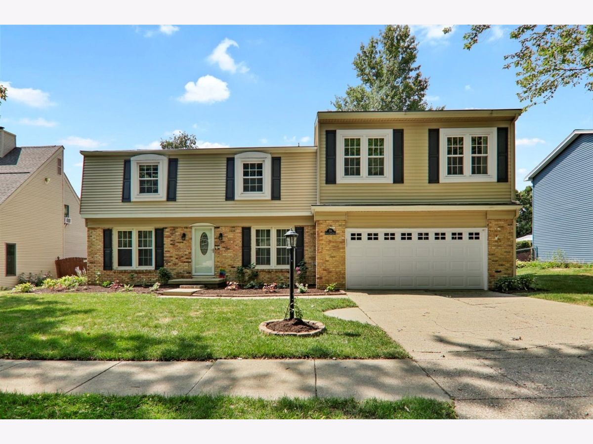 Homes & Condos & Townhomes Sold Aryshire Champaign Illinois, 711 Ashton