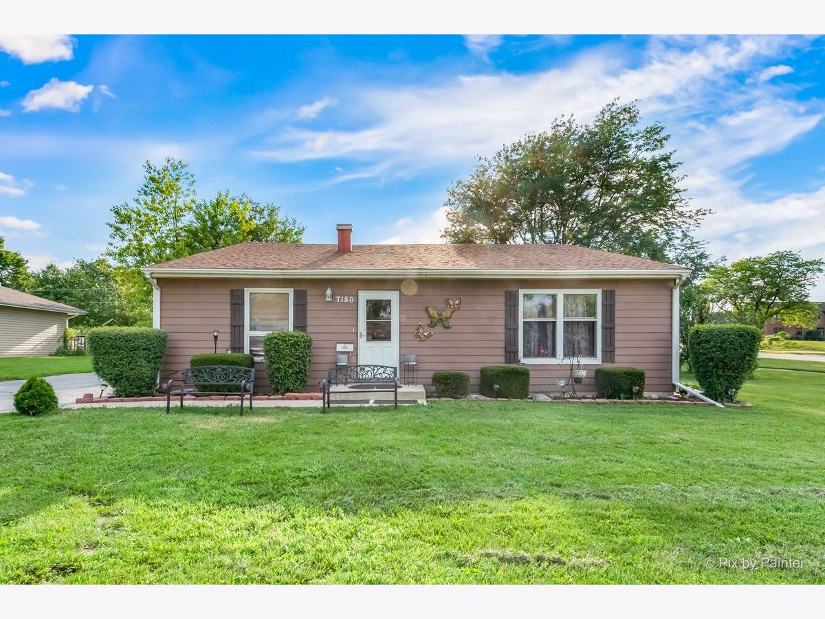 Homes Sold Grants Highway Hanover Park Illinois, 7180 East
