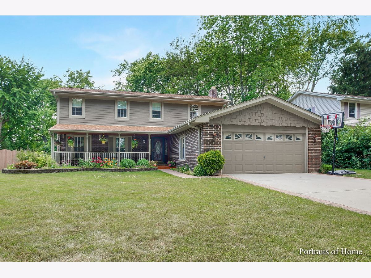 Homes Sold Knottingham Downers Grove Illinois, 7828 Queens