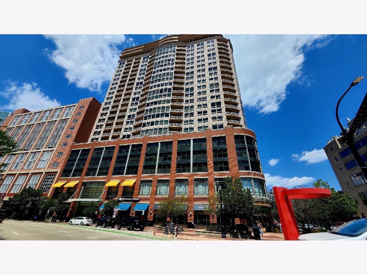 Condominiums Rented Sherman Plaza Evanston Illinois, 807 Davis