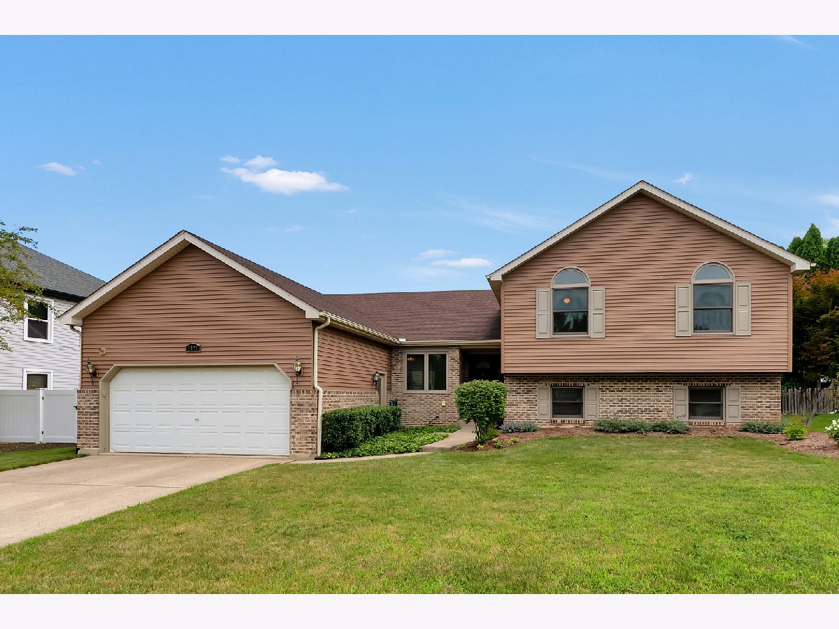 Homes Sold Picardy Joliet Illinois, 2923 Somme