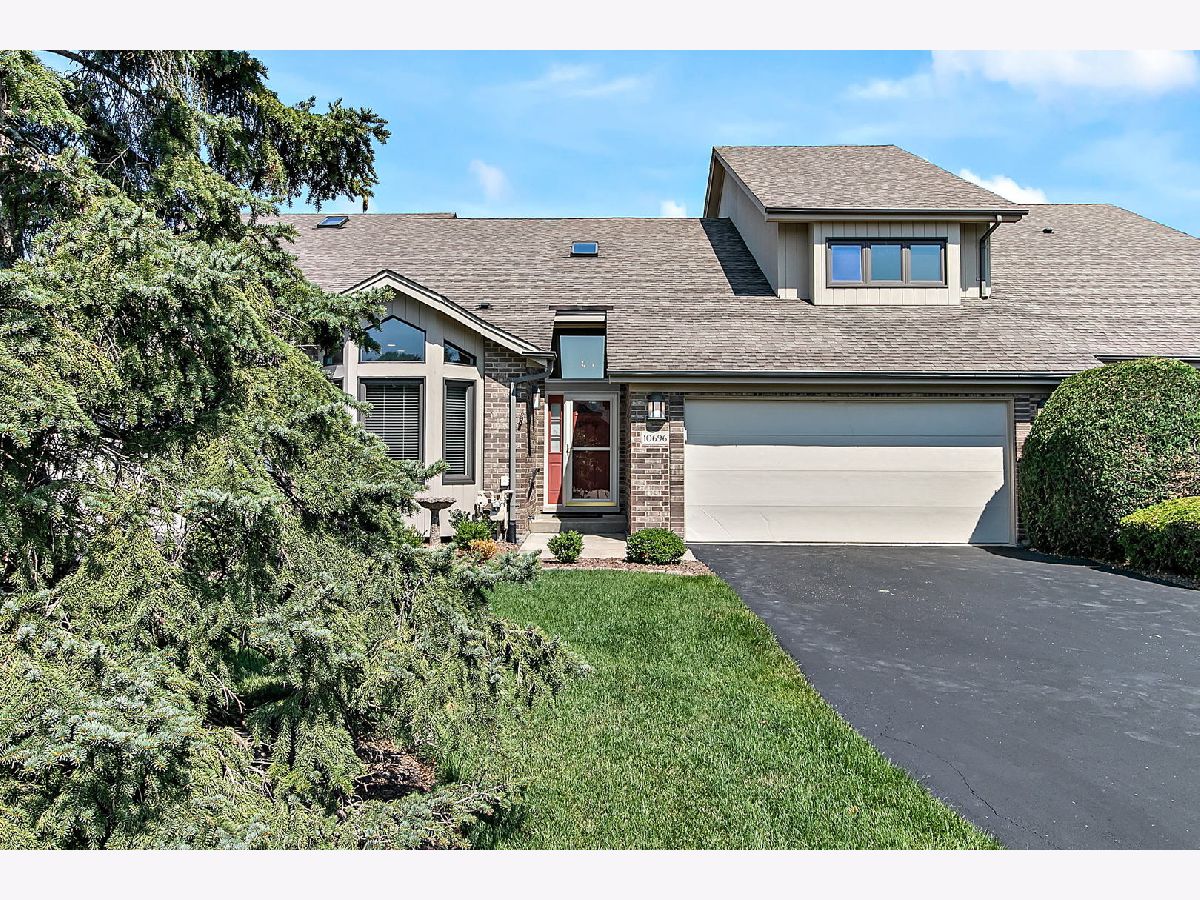 Townhomes & Homes Sold Brookridge Creek Frankfort Illinois, 10696 Brookridge