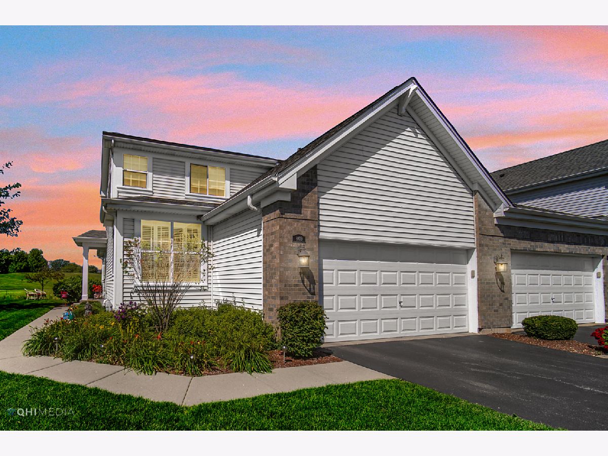 Townhomes Sold The Highlands At Red Tail Lakewood Illinois, 8419 Owl
