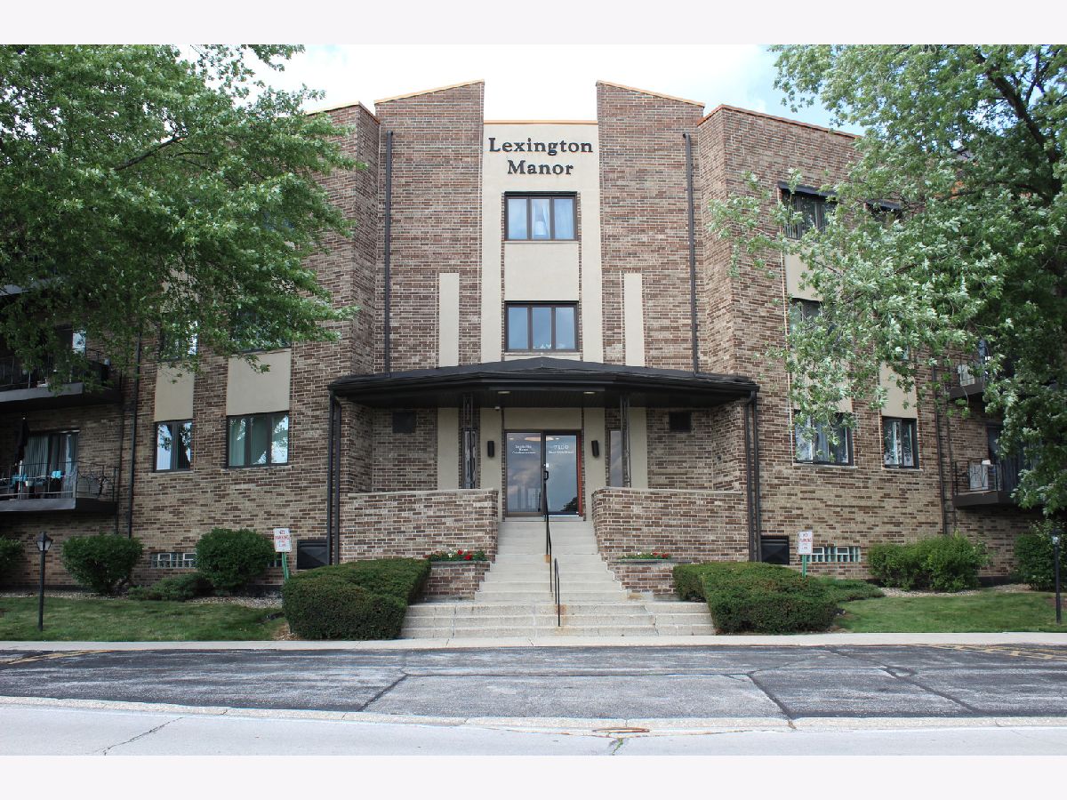Condominiums Sold Lexington Manor Oak Lawn Illinois, 7100 95th