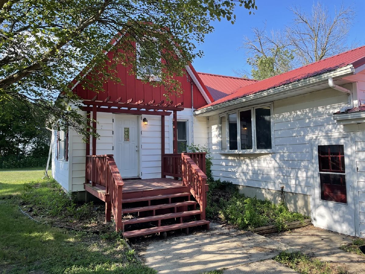  Sold Kempton Illinois, 2 Elm