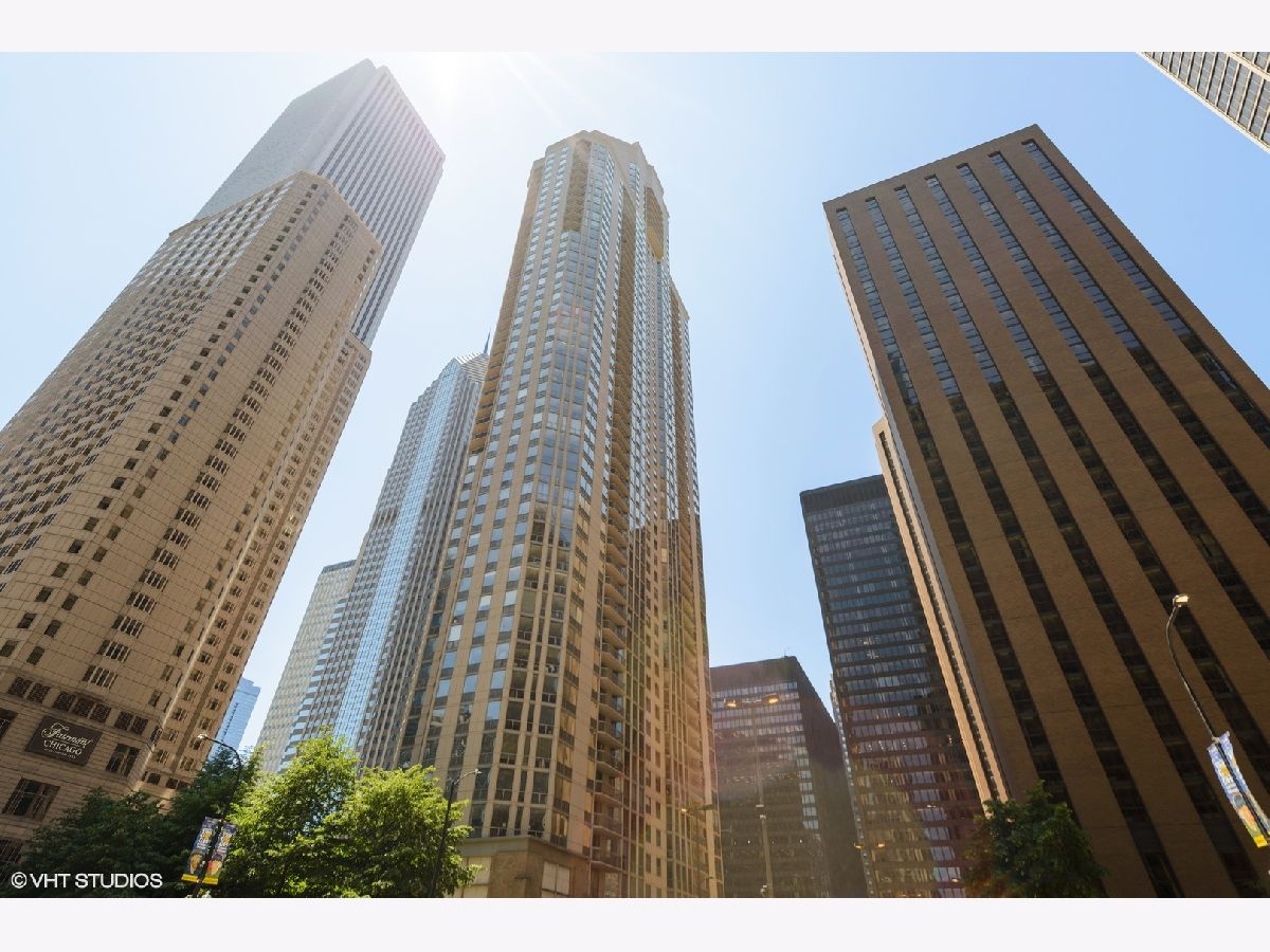 Condominiums Rented Park Millennium Condos Chicago Illinois, 222 Columbus