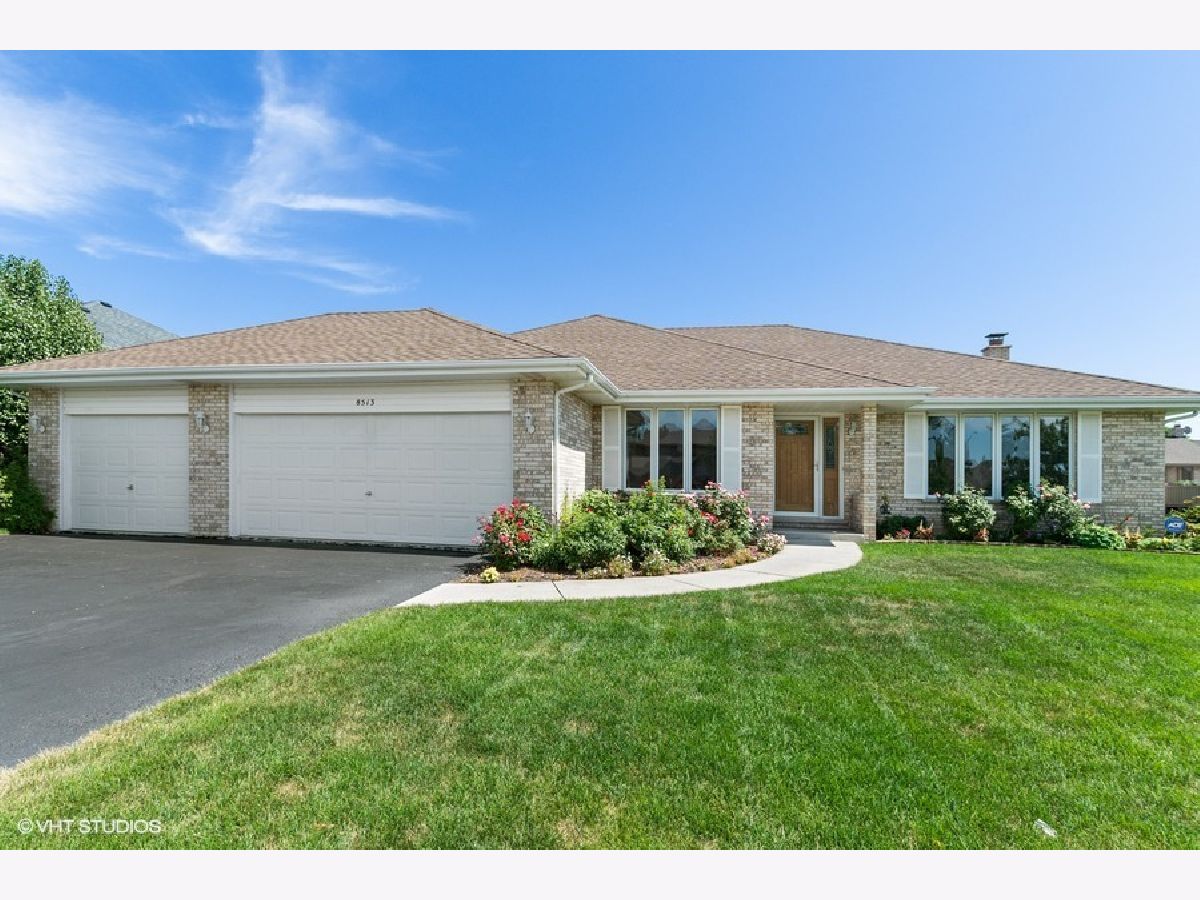 Townhomes & Homes Sold Townpointe Tinley Park Illinois, 8513 Brandau
