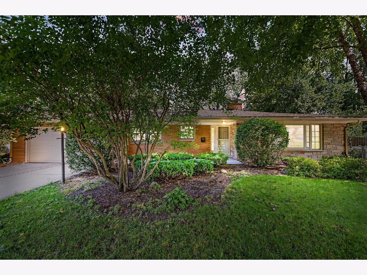 Homes Sold Bonnie Dundee Terrace East Dundee Illinois, 647 Braeburn