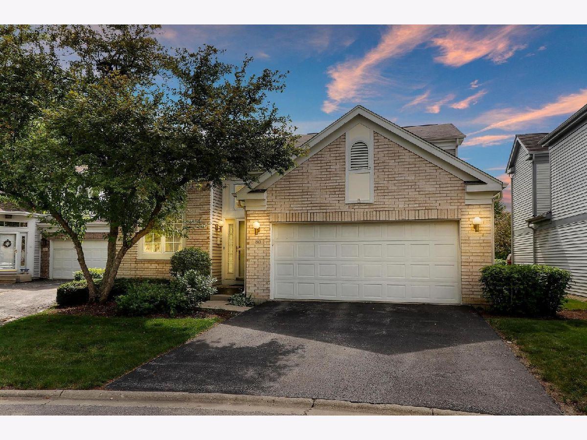 Condominiums & Homes Sold Manchester Green Buffalo Grove Illinois, 80 Manchester