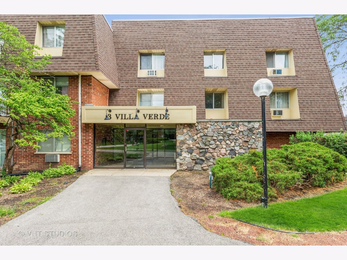 Condominiums Sold Villa Verde Buffalo Grove Illinois, 3 Villa Verde