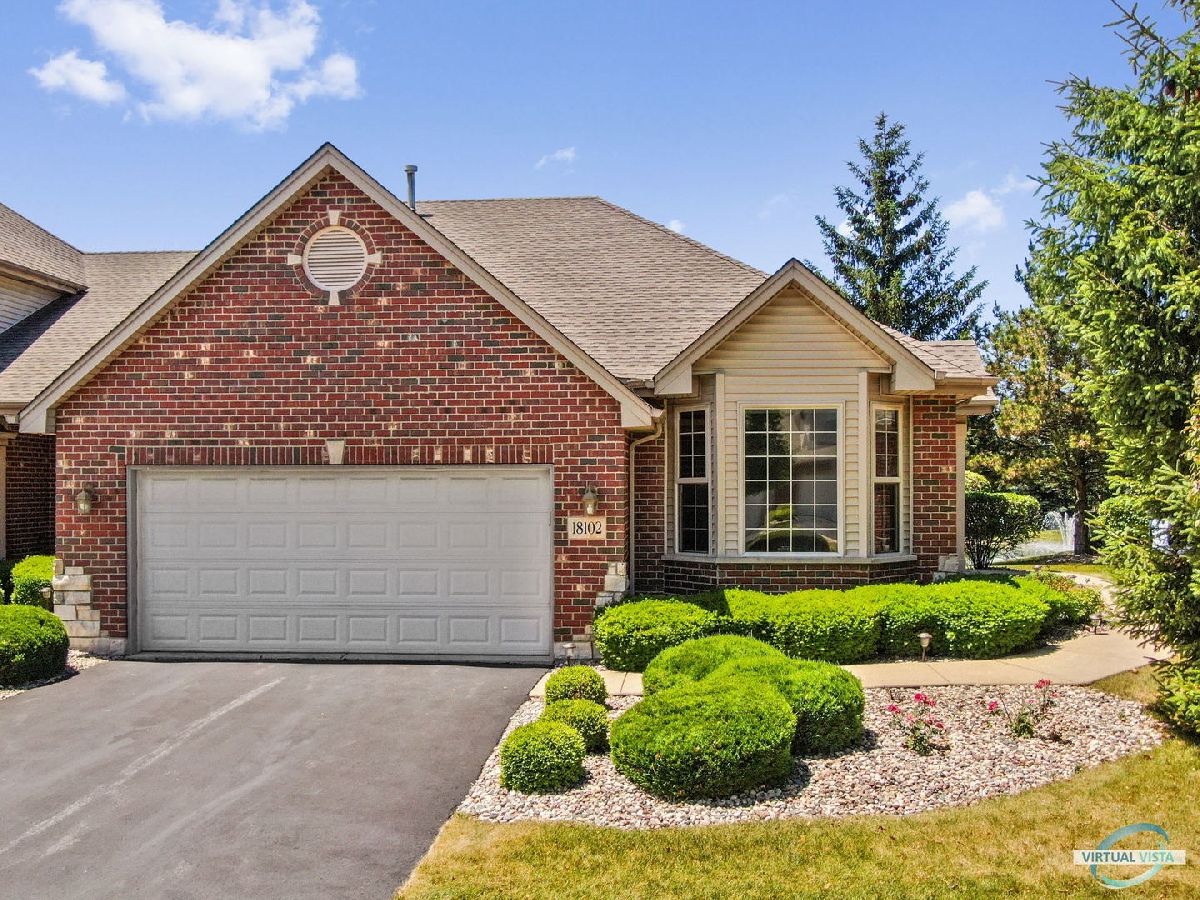 Townhomes & Homes Sold Breckenridge At Preserve Orland Park Illinois, 18102 Breckenridge