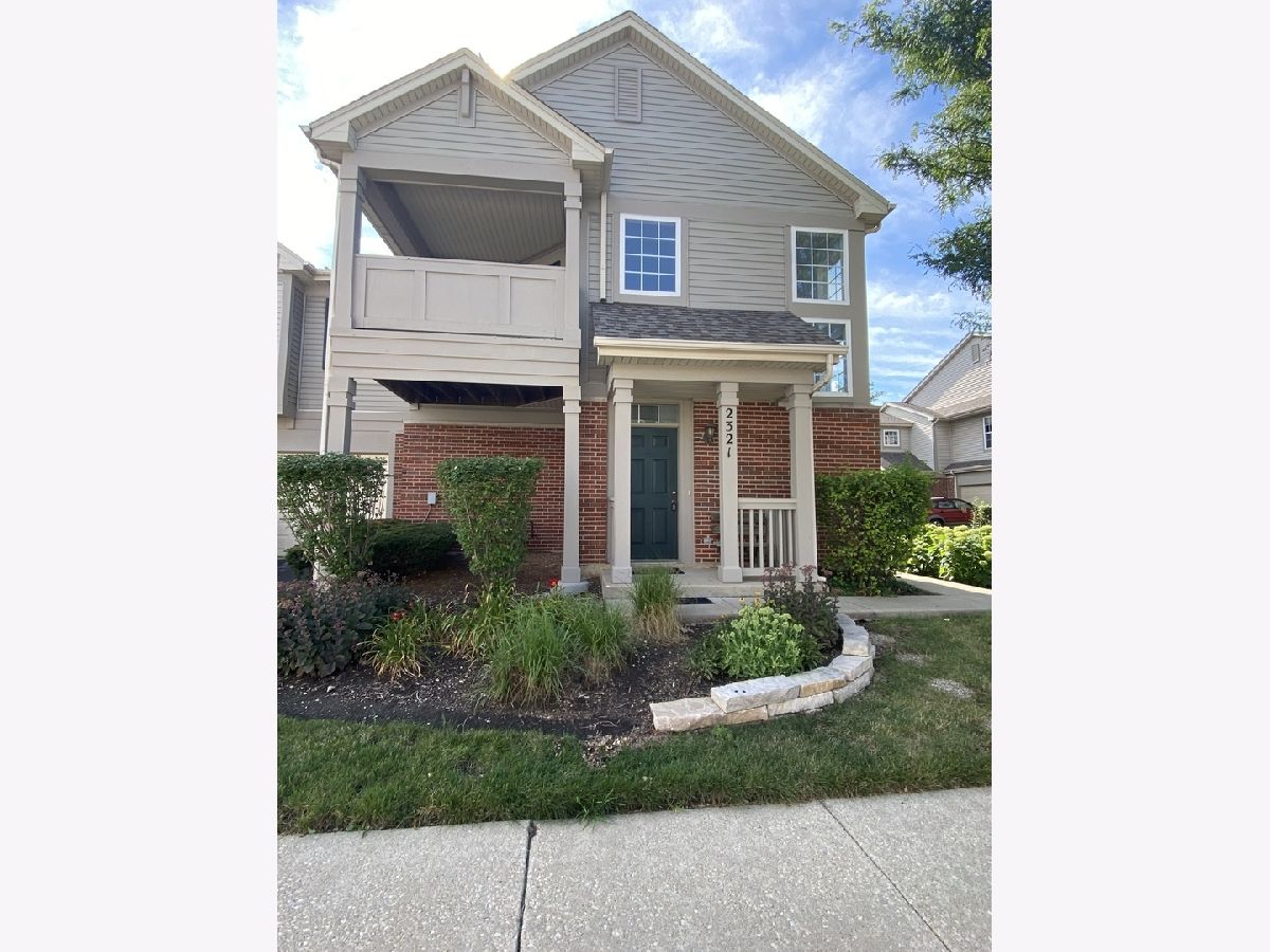 Townhomes & Condos & Homes Rented Greenwich Square Geneva Illinois, 2321 Vanderbilt