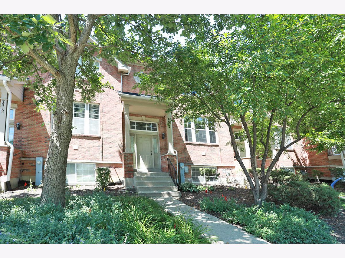 Condos & Townhomes Sold Laramie Park Townhomes Skokie Illinois, 7514 Laramie