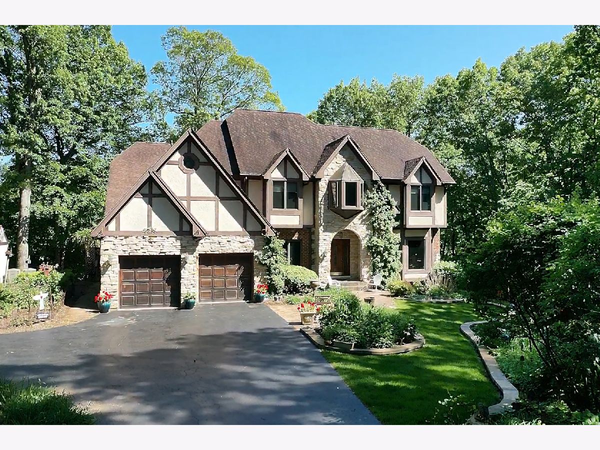 Homes & Condos & Townhomes Sold Balmoral Woods Crete Illinois, 26829 Balmoral Woods