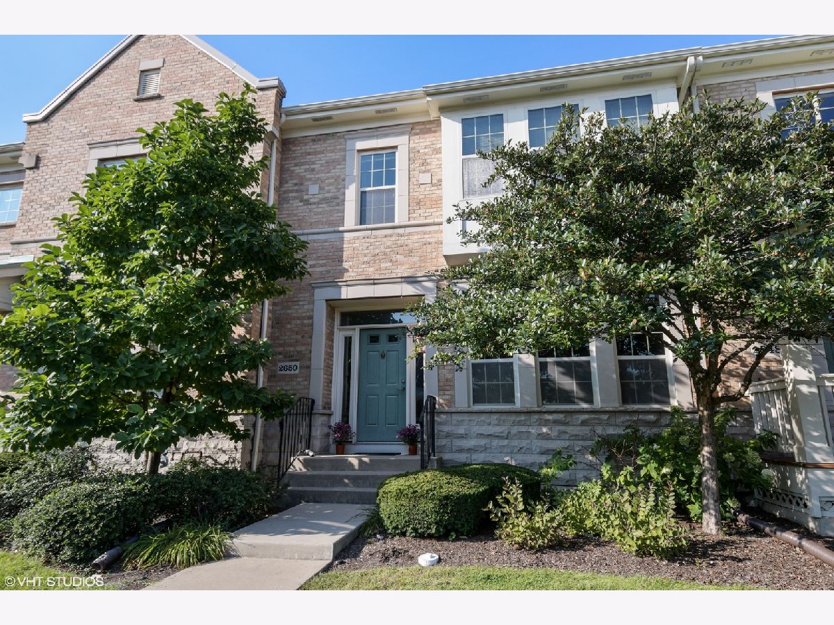 Townhomes & Homes Sold Cambridge At The Glen Glenview Illinois, 2650 Goldenrod